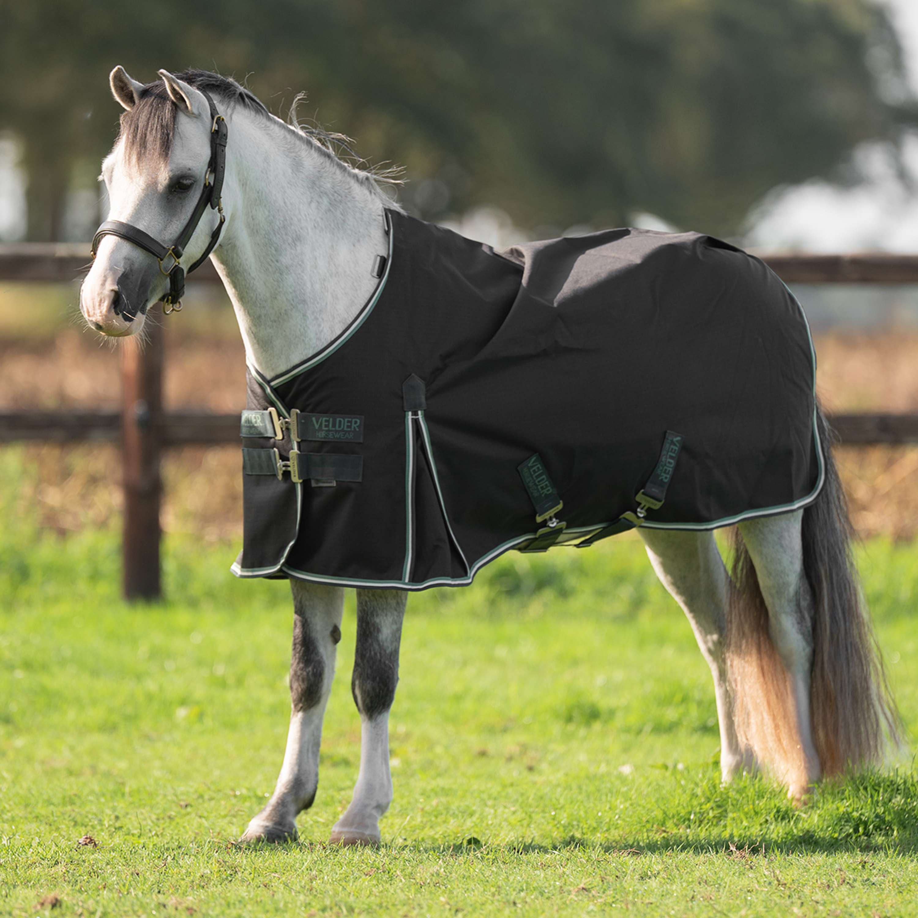 Velder Horsewear Premium Turnout 900D 0g T Bar Night Forest