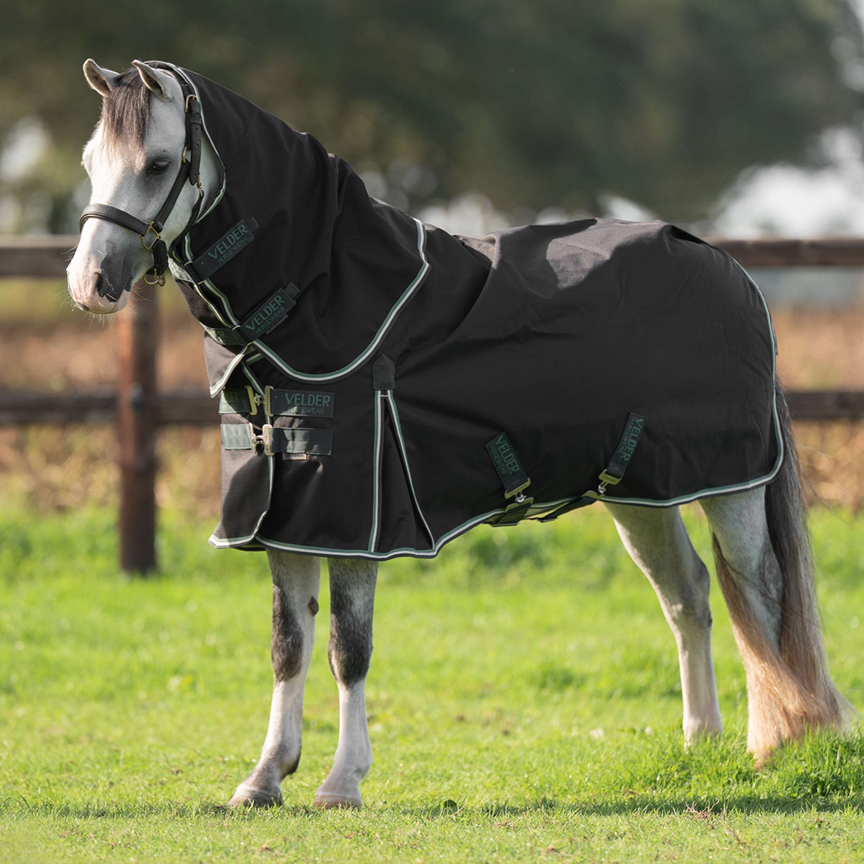 Velder Horsewear Premium Turnout 900D 0g T Bar Night Forest