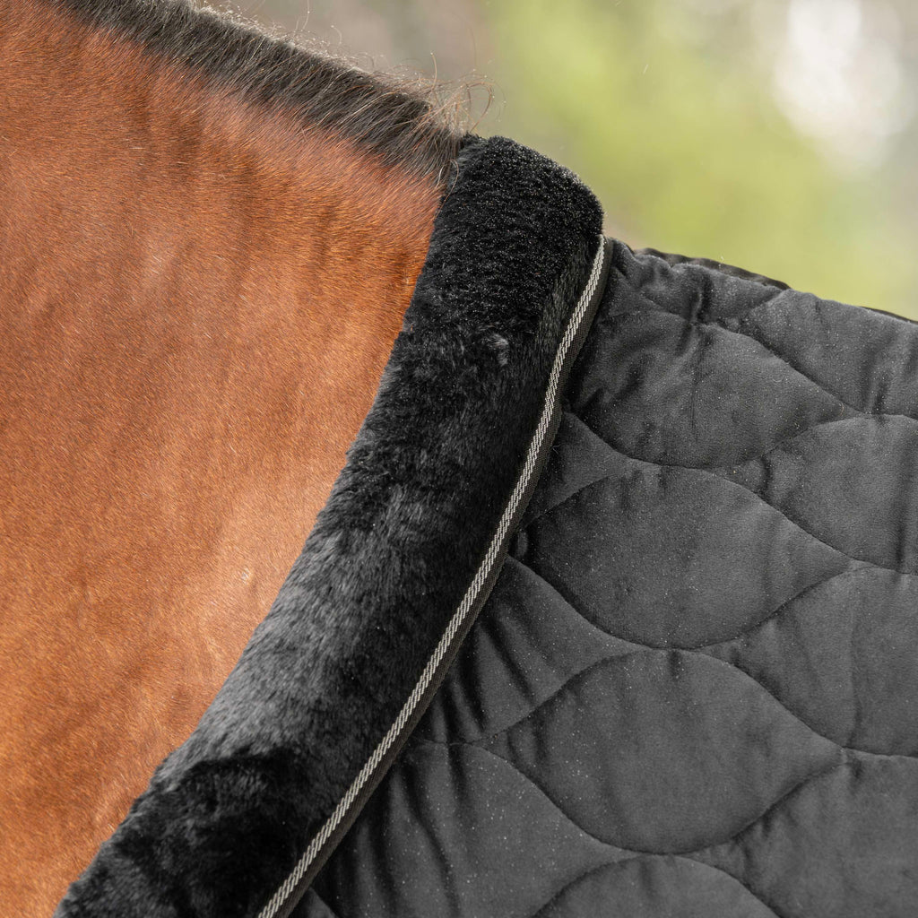 Velder Horsewear Premium Show Rug Satin Glow Black Night