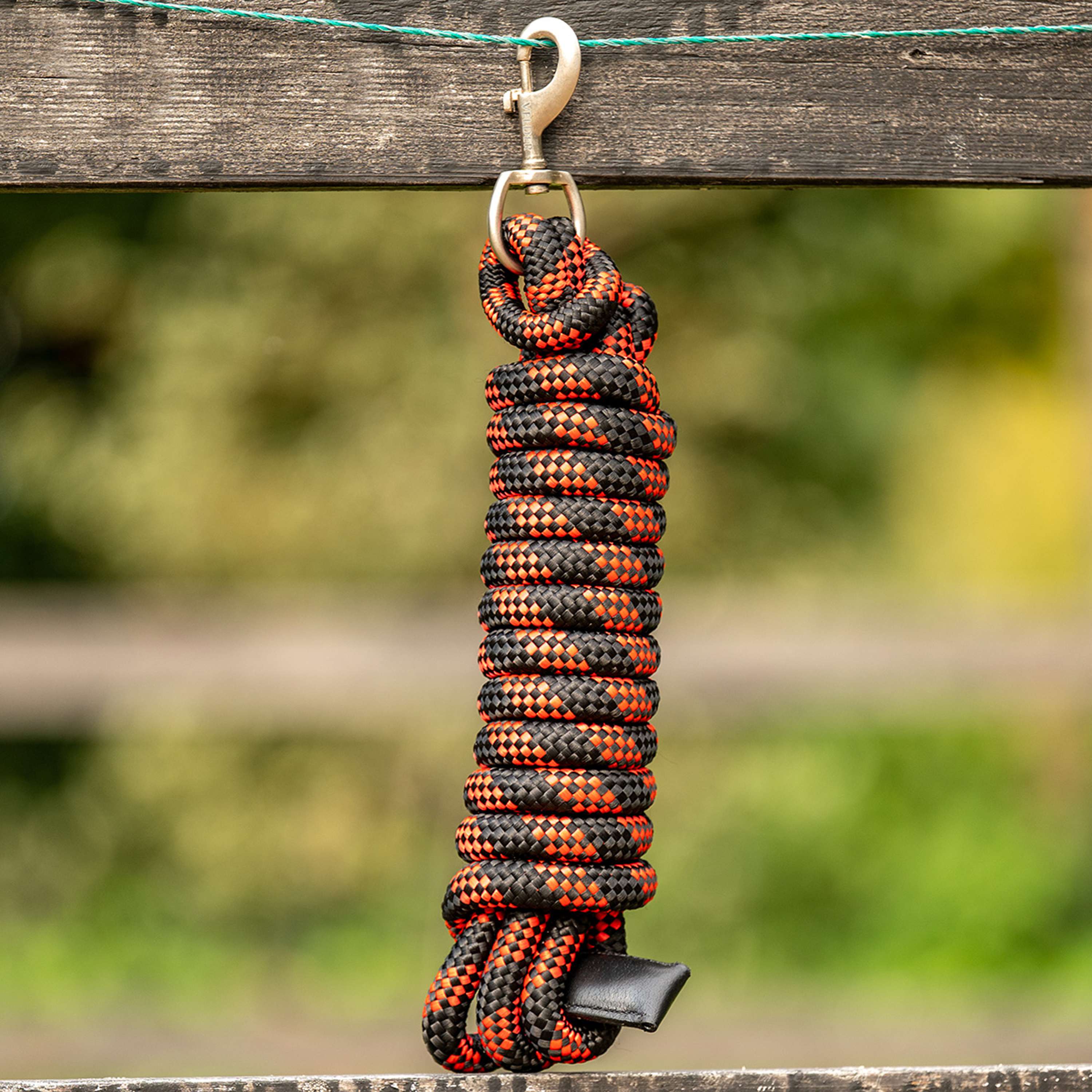 Velder Horsewear Lead Rope Black/Red