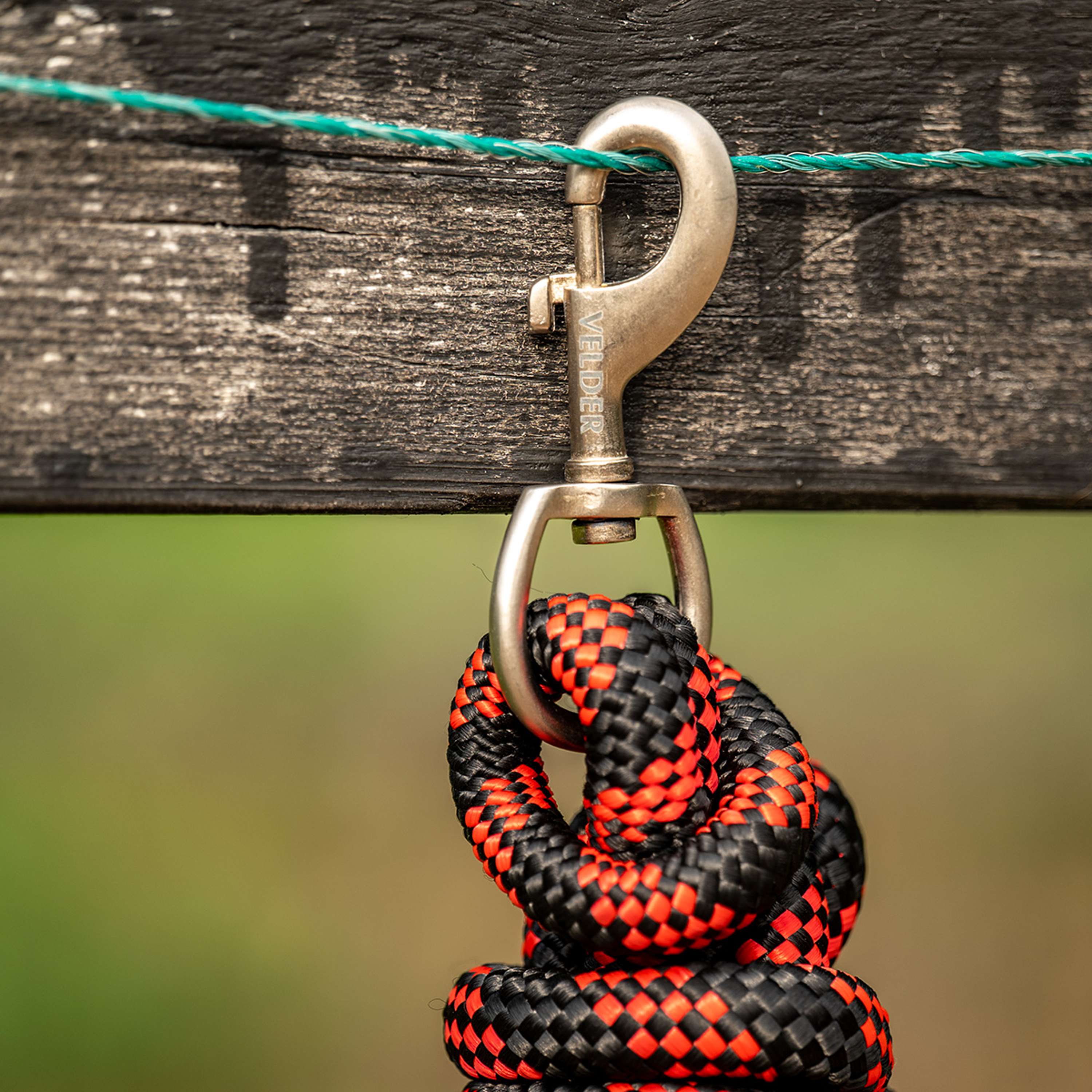 Velder Horsewear Lead Rope Black/Red