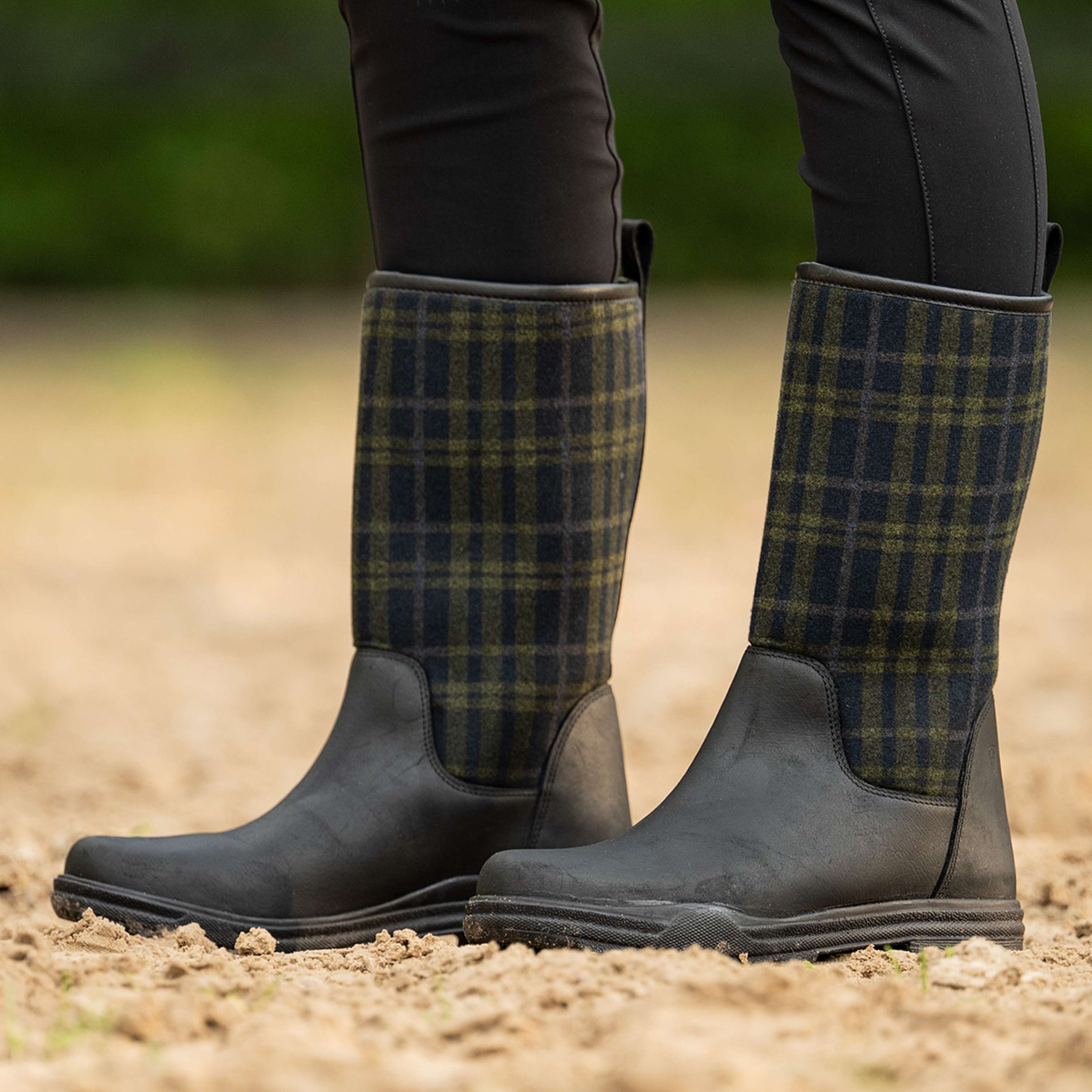 Velder Footwear Outdoor Boots Isabeau Black