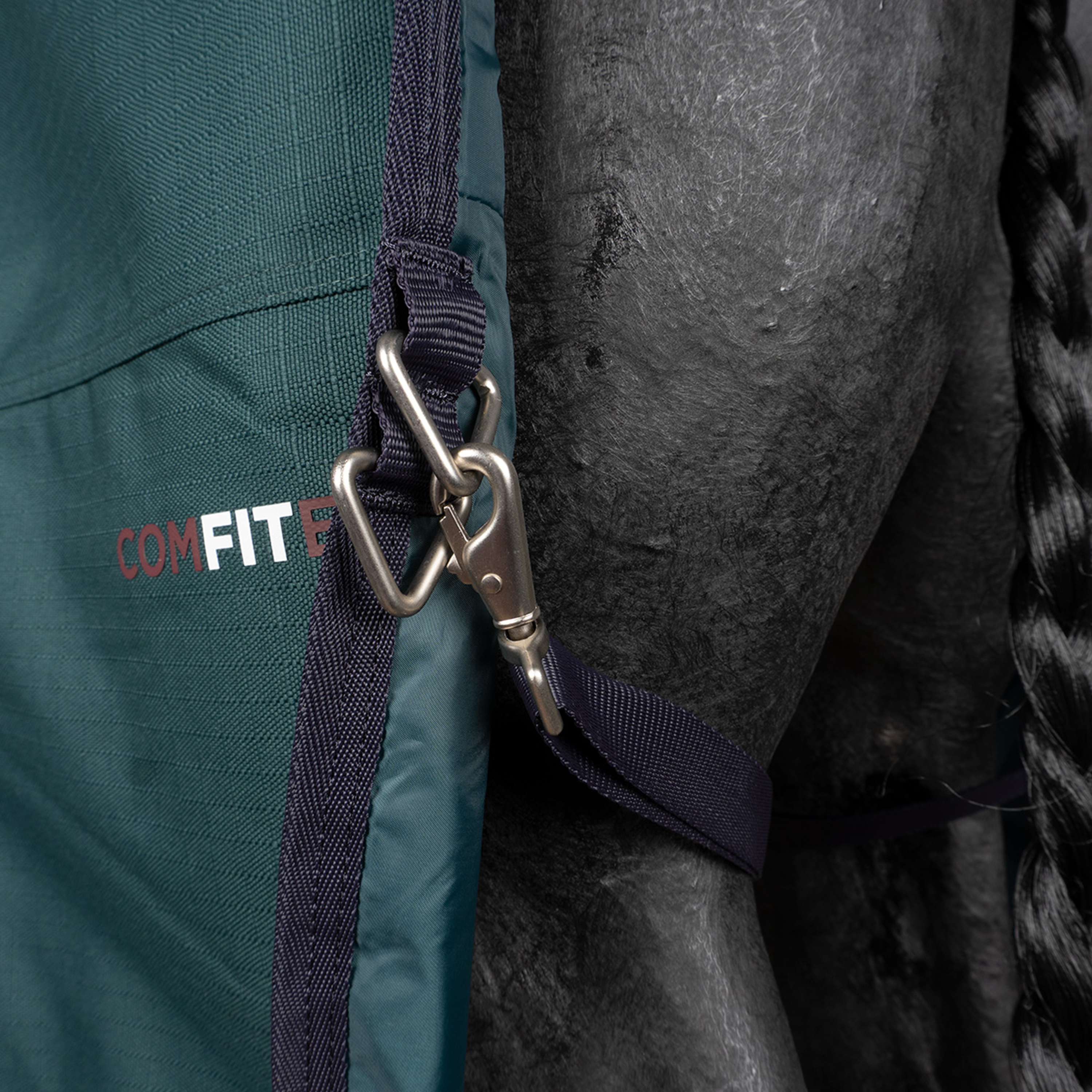 WeatherBeeta ComFiTec Plus Dynamic Turnout High Neck 220g Forest Green/Navy