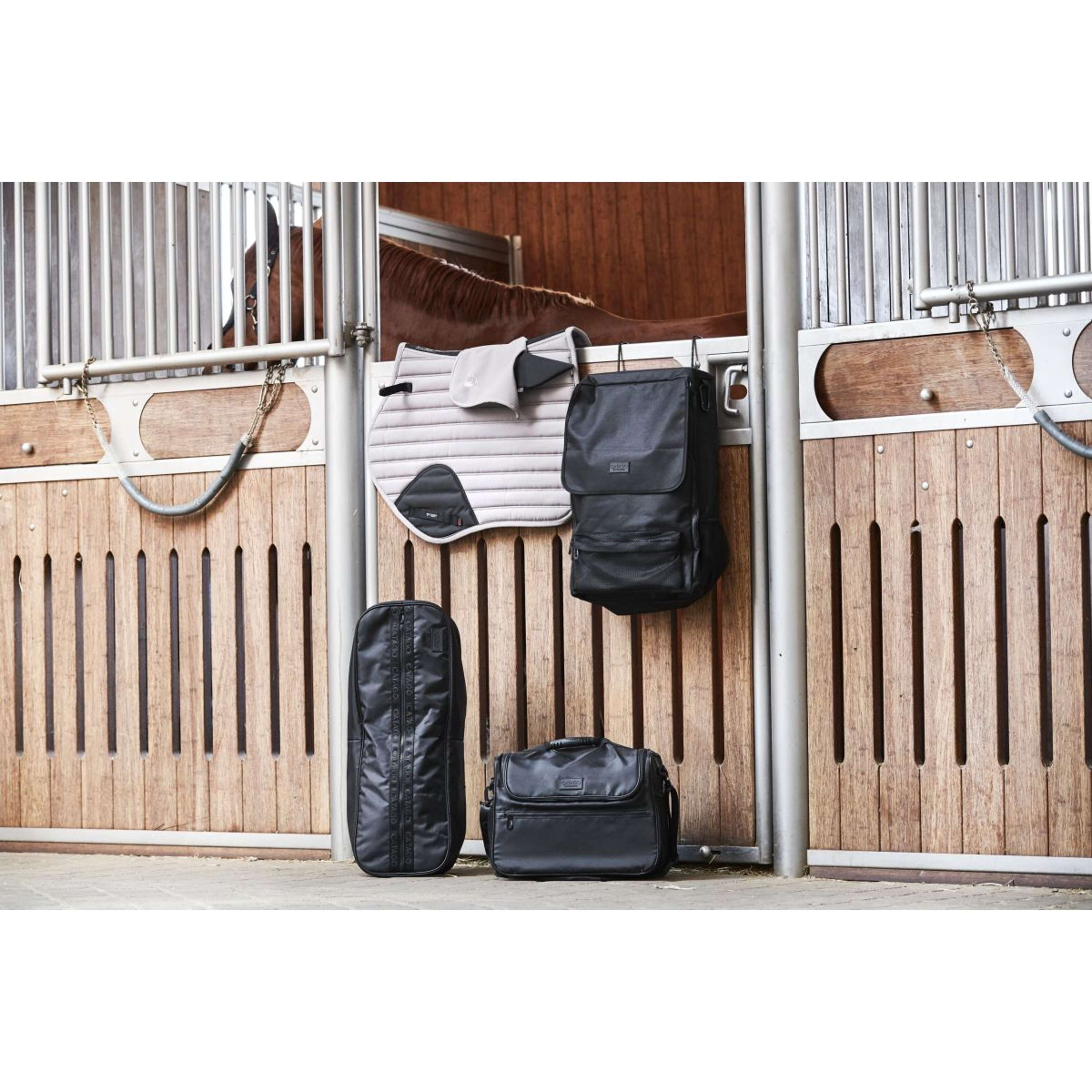 Catago Stable Bag 2.0 with a Hook Black