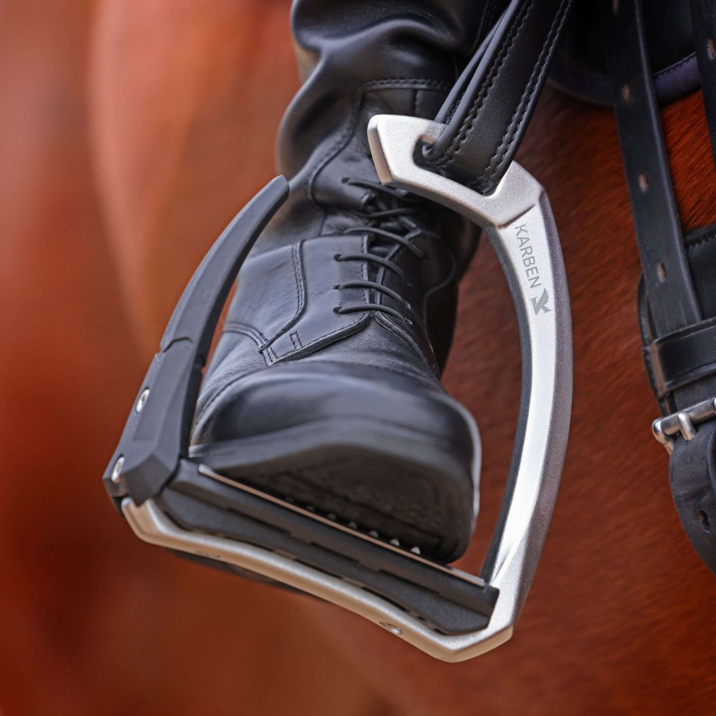 Karben by Shires Stirrups Ultra Grip FX Black
