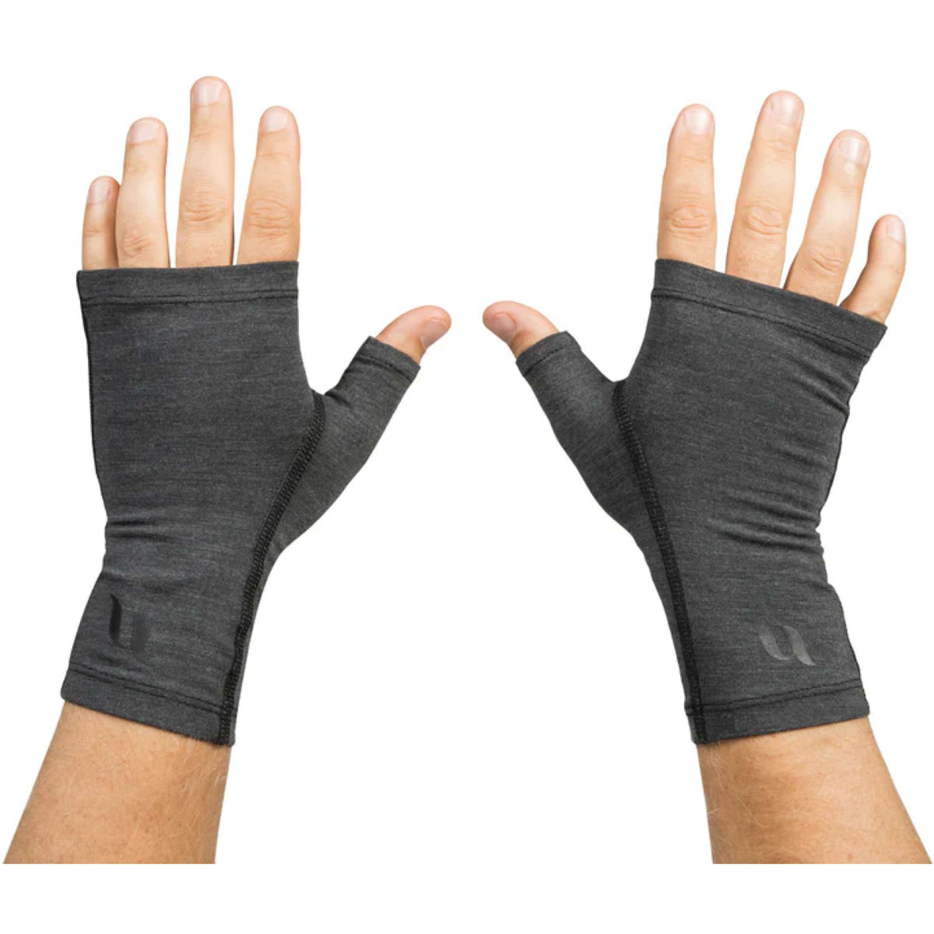 Back on Track Wrist Protectors Mika Style Grey