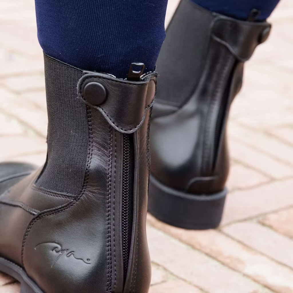 Dyon Jodhpurs Front laces Black