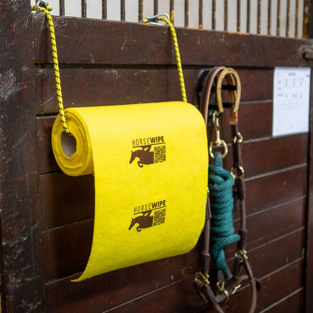 Horsewipe Elastic with Carabiner Yellow