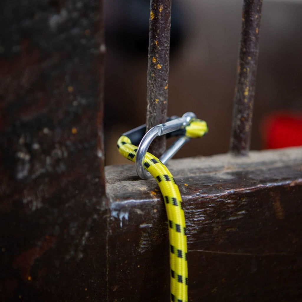Horsewipe Elastic with Carabiner Yellow