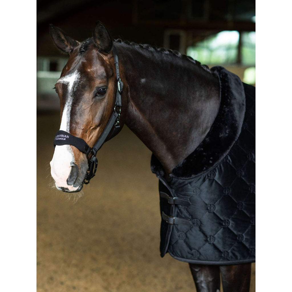 Equestrian Stockholm Halter Anatomic Fleece Black