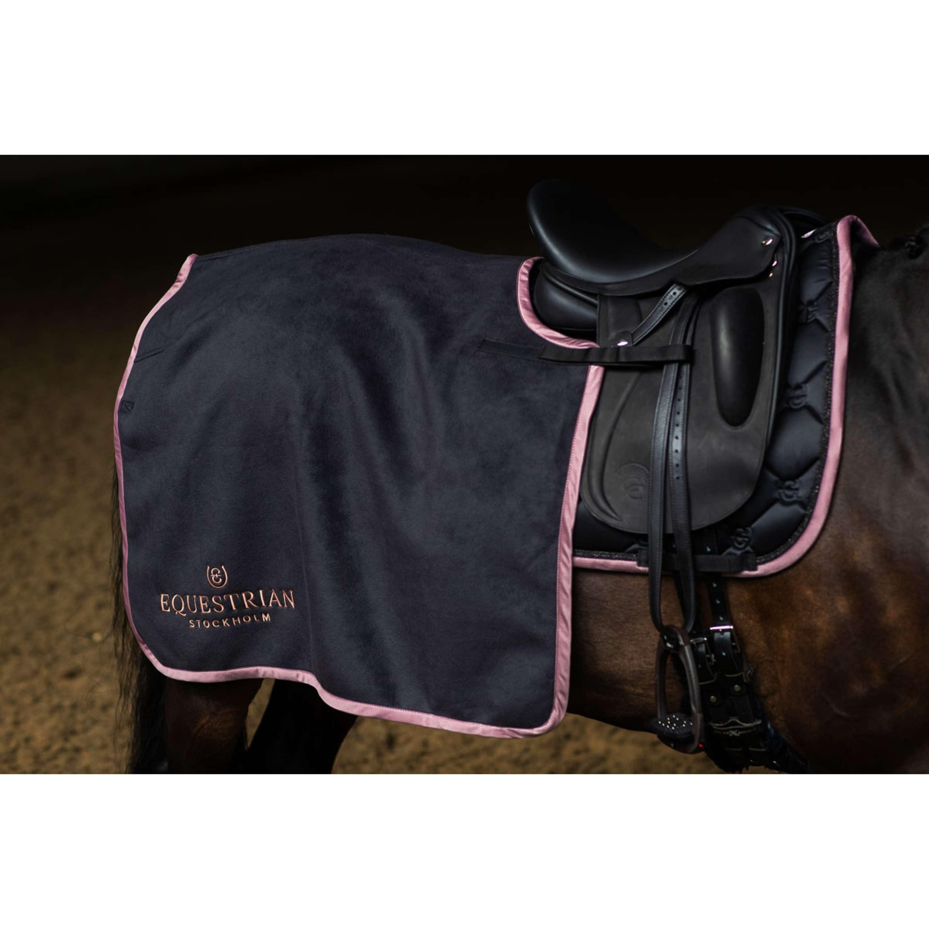 Equestrian Stockholm Quarter Sheet Heavy Fleece Black/Blush