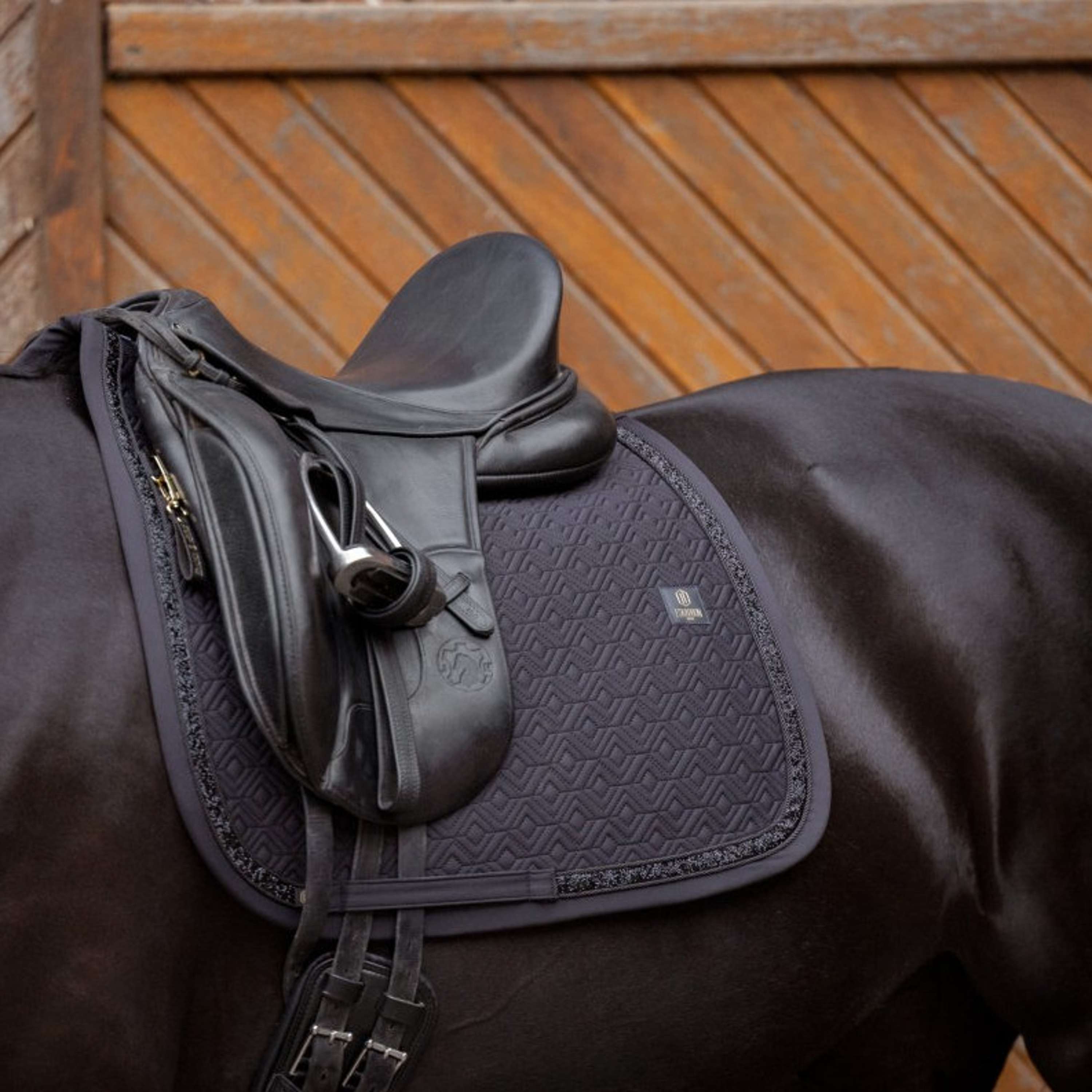 Eskadron Saddlepad Heritage Pro Soft Jewel Dressage Black