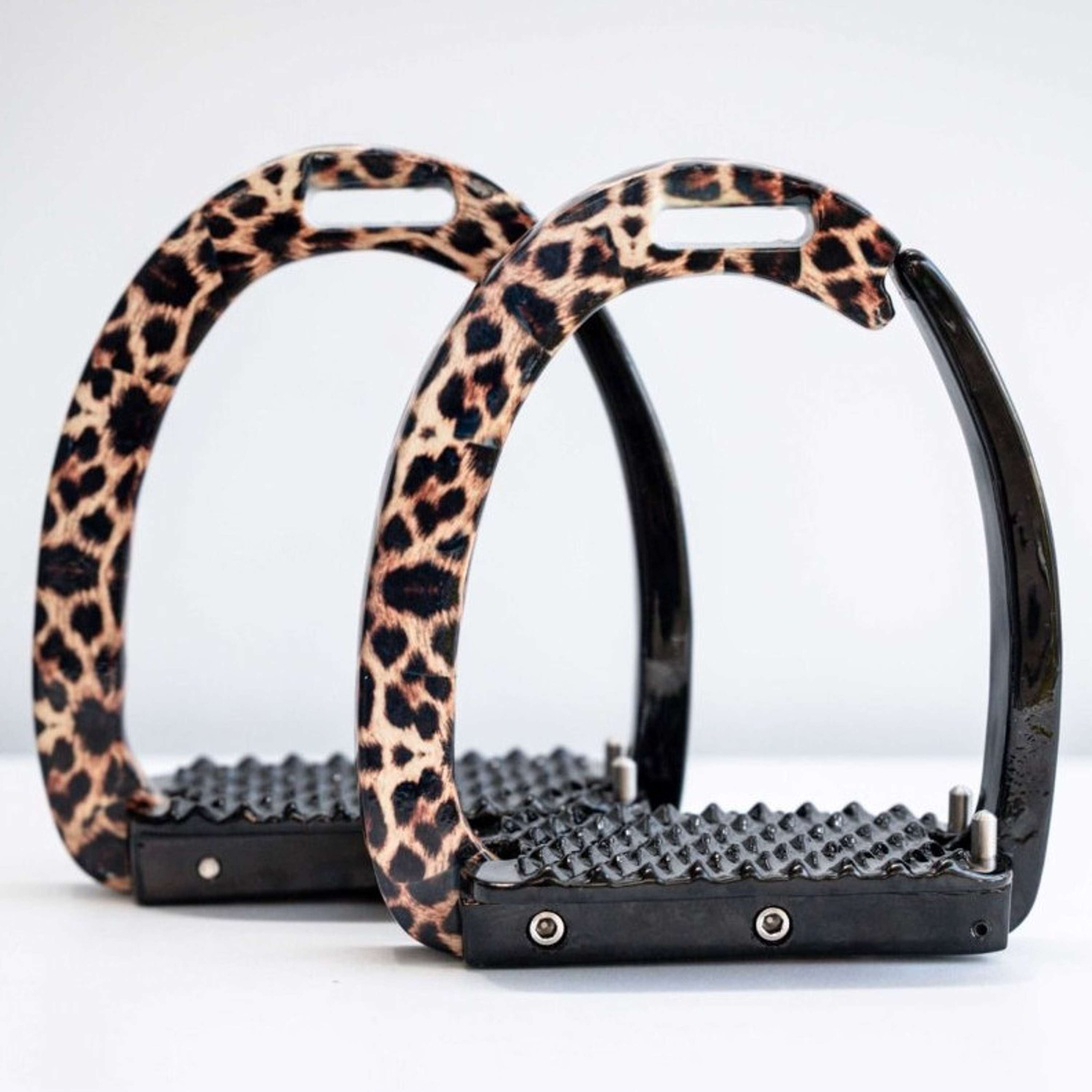 HB Showtime Safety Stirrups Leopard