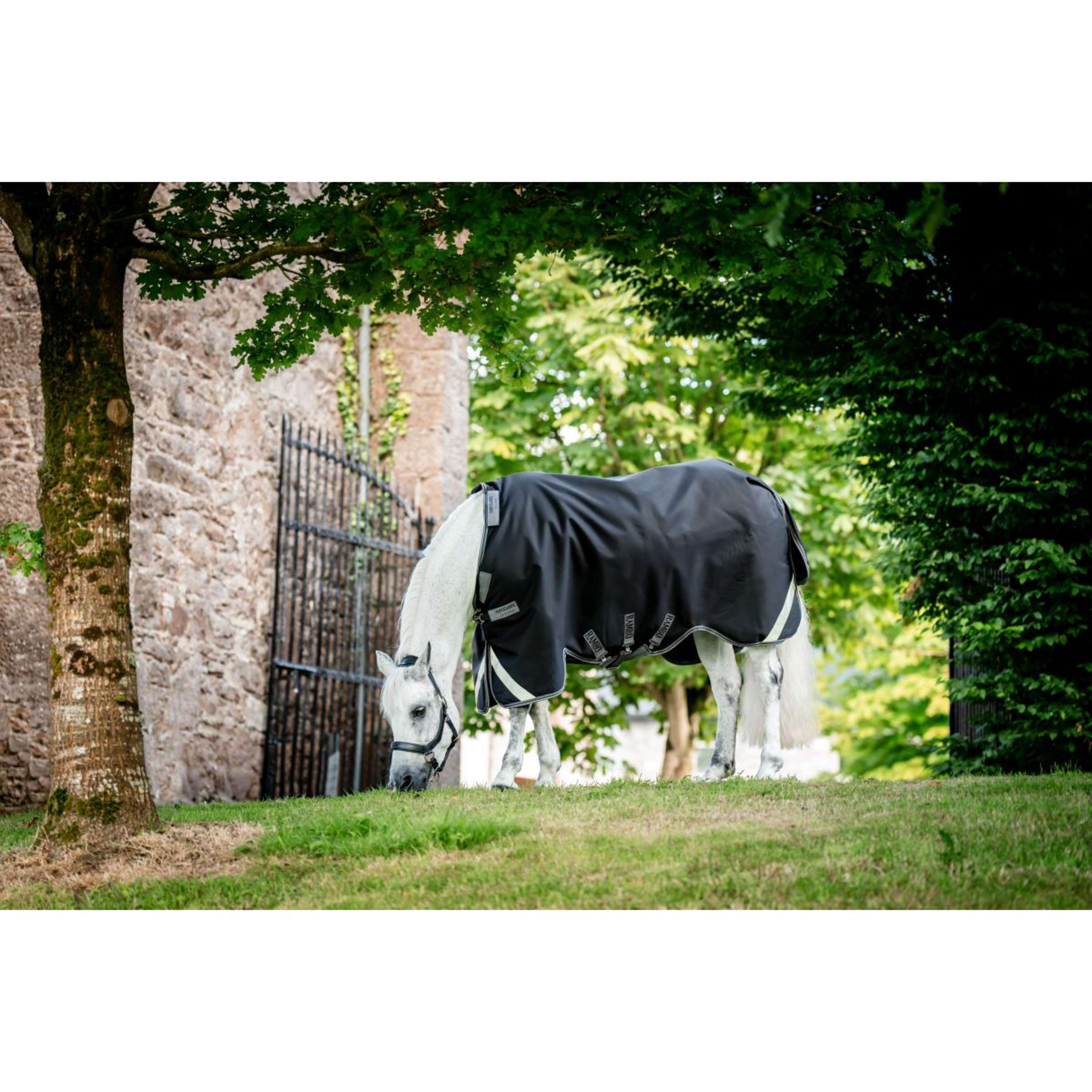 Rambo Turnout Rug 1680D Varilayer 250g Black/Thunderstorm Grey/Silver