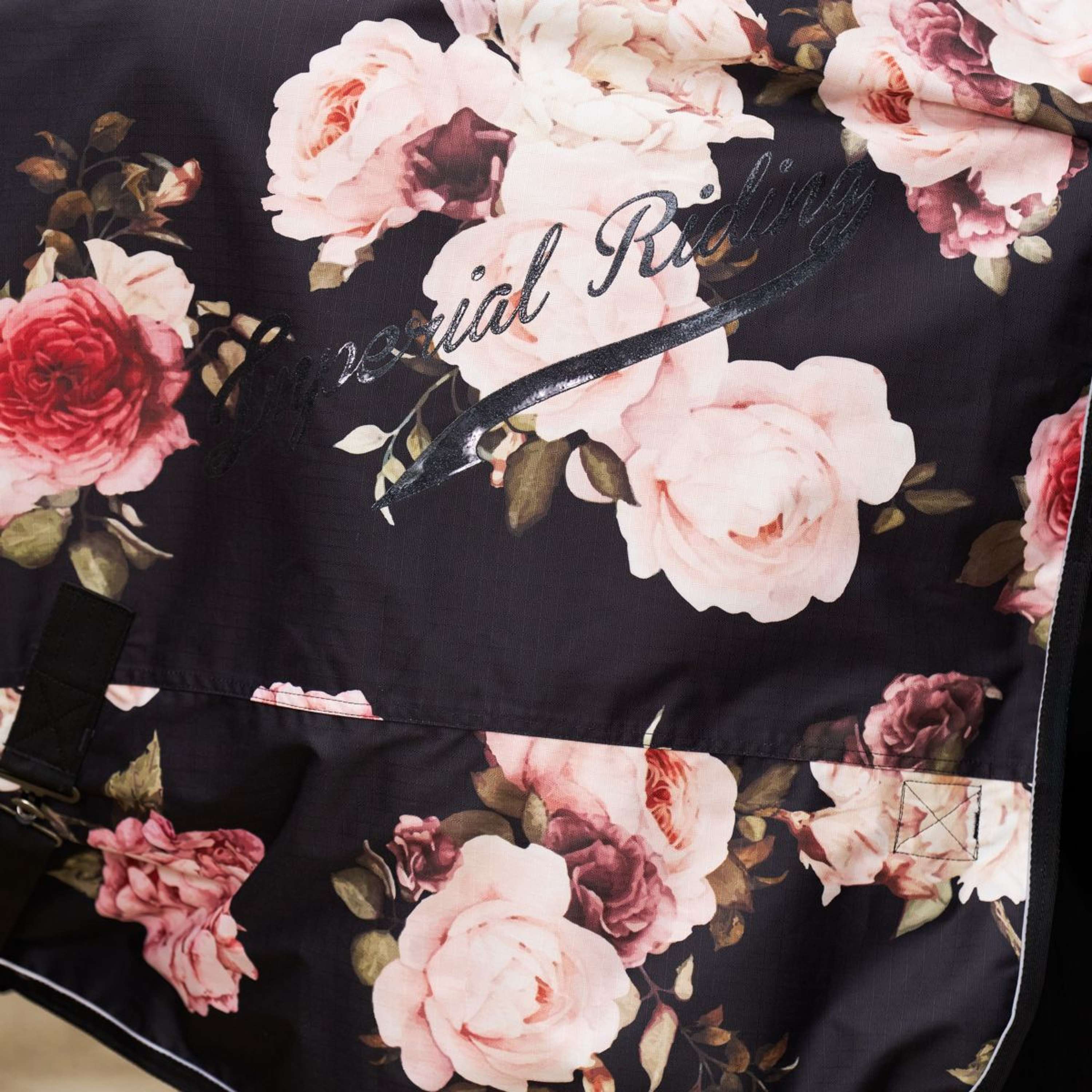Imperial Riding Outdoor Rug IRHSuper-Dry 0g Flower Print