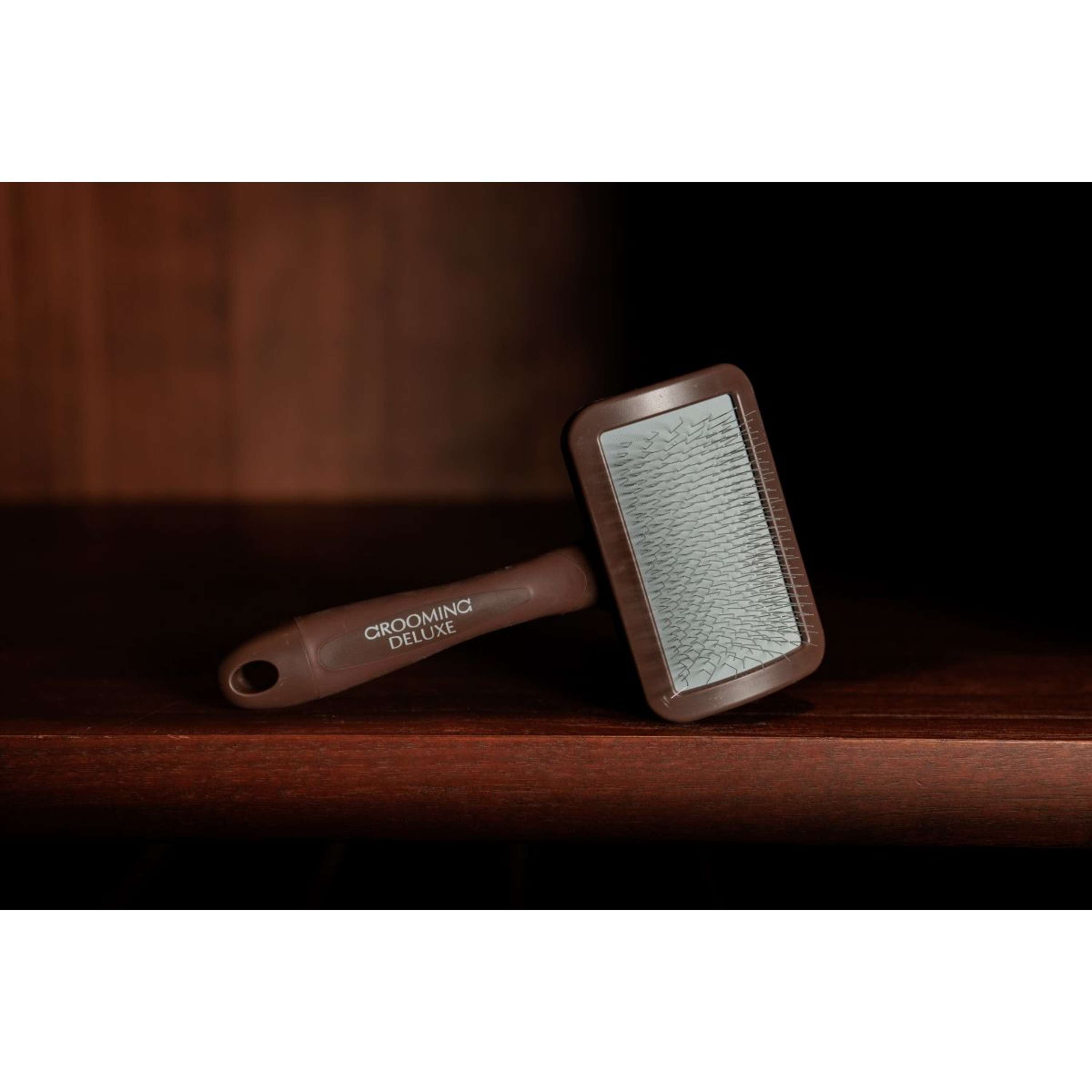 Grooming Deluxe by Kentucky Velcro Cleaning Brush Brown