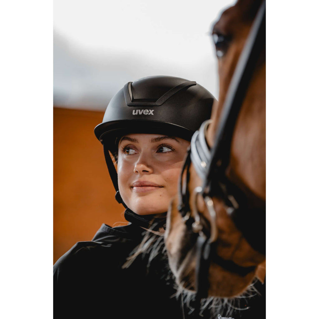 Uvex Cap Ixxo Active Matt Black