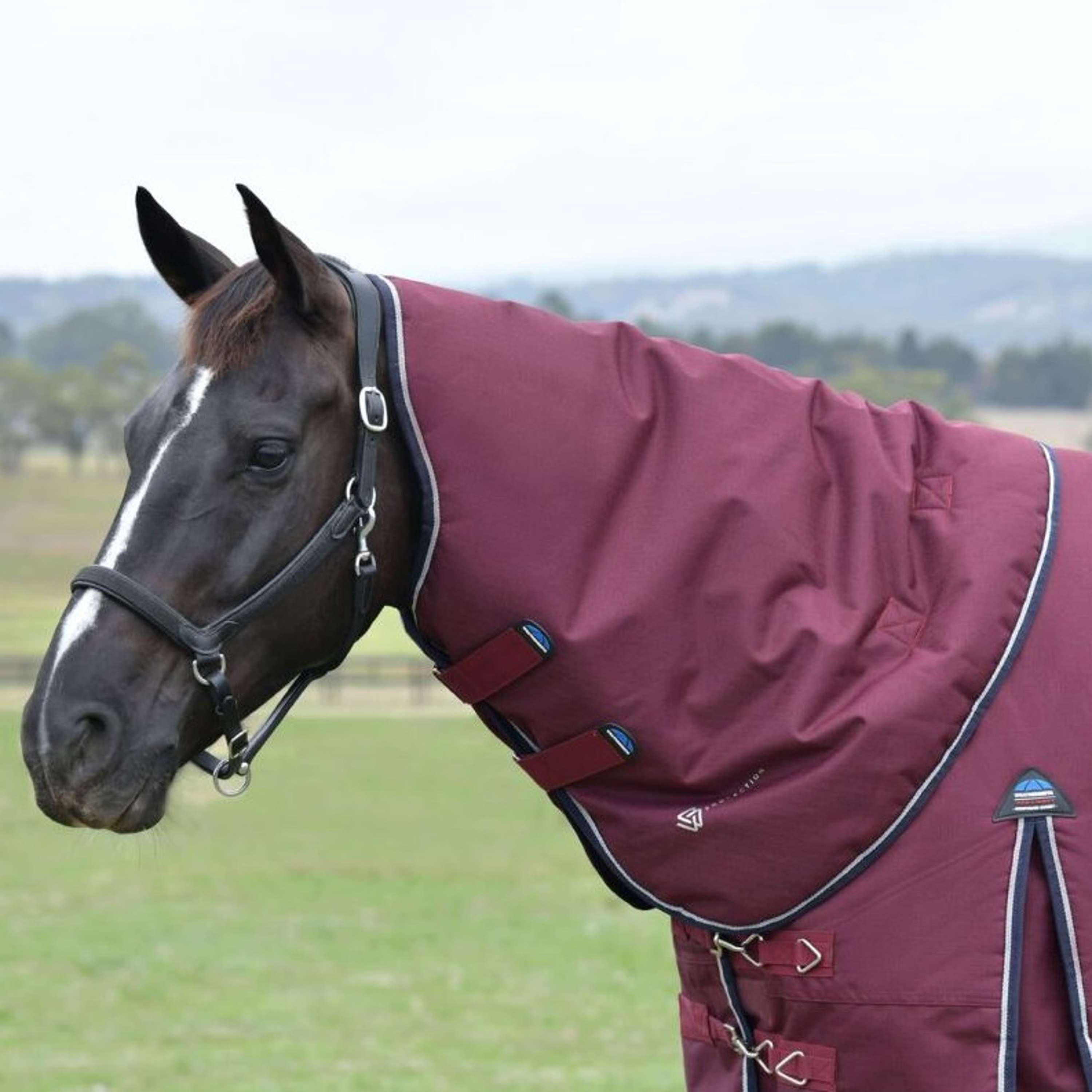 WeatherBeeta Neck Cover ComFiTec Essential Turnout 0g Burgundy/Navy